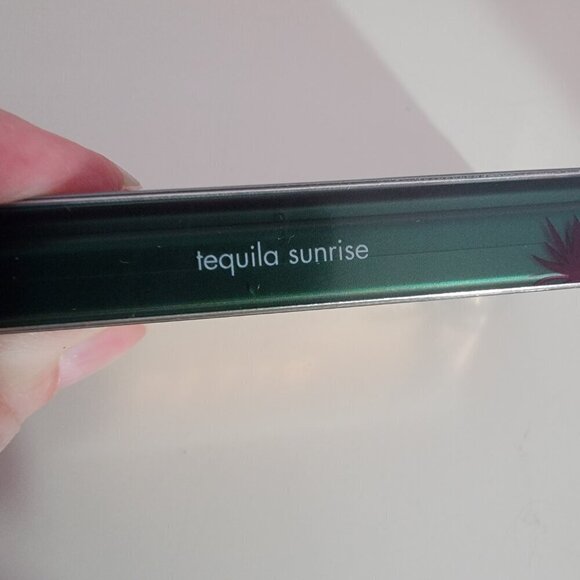 New Stila Color Cocktail Cheek, Lip & Eye Palette Cosmetic Makeup - Picture 9 of 11